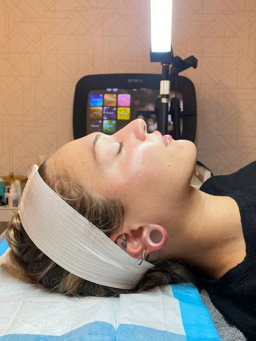 Glo2Facial - <b>Radiance Boost Treatment</b>